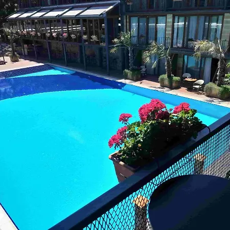 House Garden Park Hotel