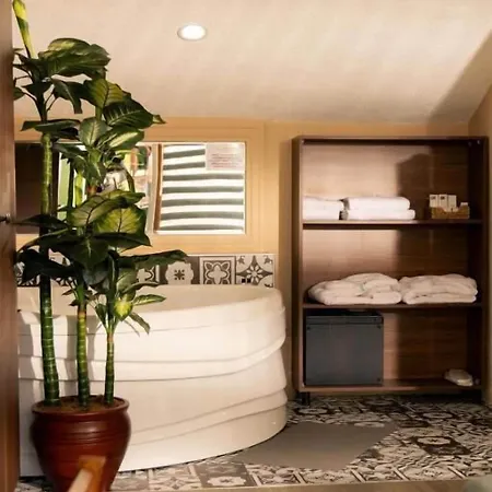 Hotel House Garden Park