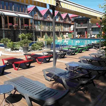 House Garden Park Hotel 2*